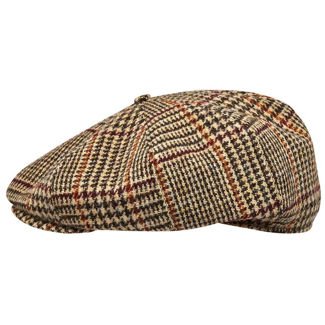 Peaky Cap - 由真正的Harris Tweed制成，帽檐缝合在帽冠上。